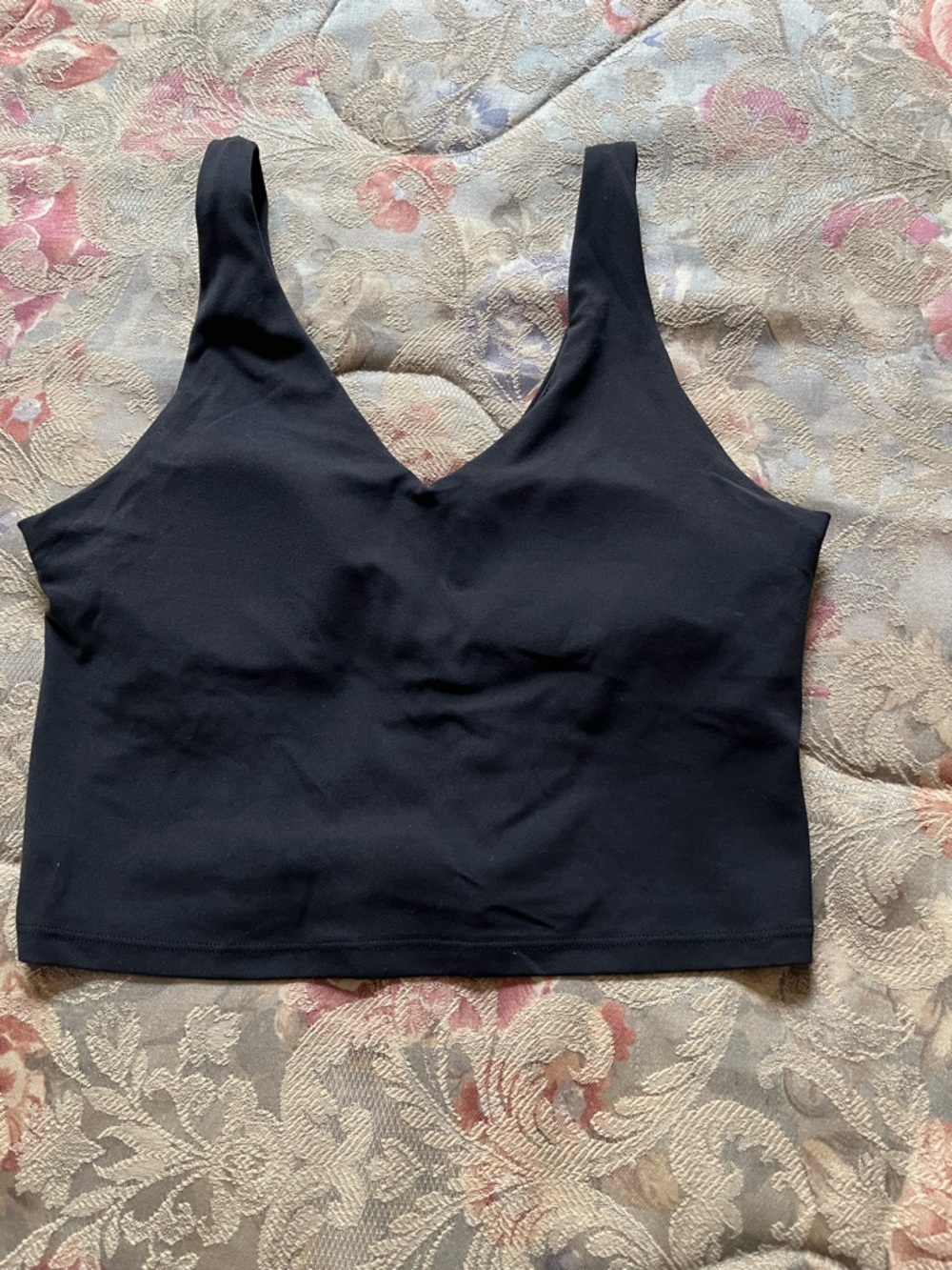 EUC. Athleta crop top.